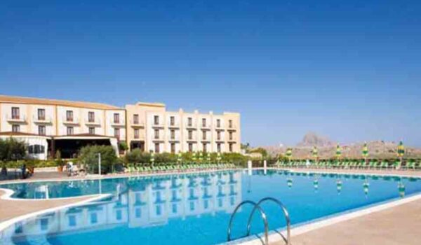 villa-zina-park-hotel-custonaci-trapani